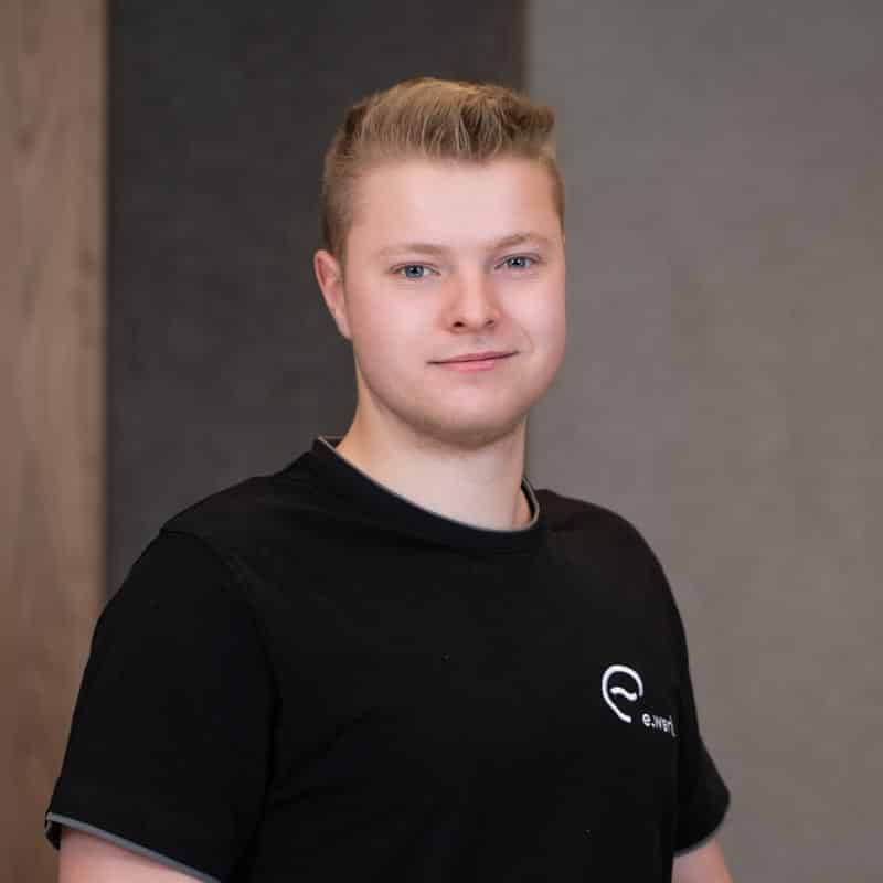 Daniel Veider, Mitarbeiter bei der Elektrowerkgenossenschaft Hopfgarten in Defereggen