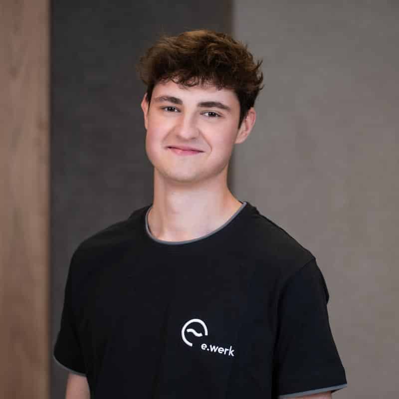 Tobias Prast, Mitarbeiter bei der Elektrowerkgenossenschaft Hopfgarten in Defereggen