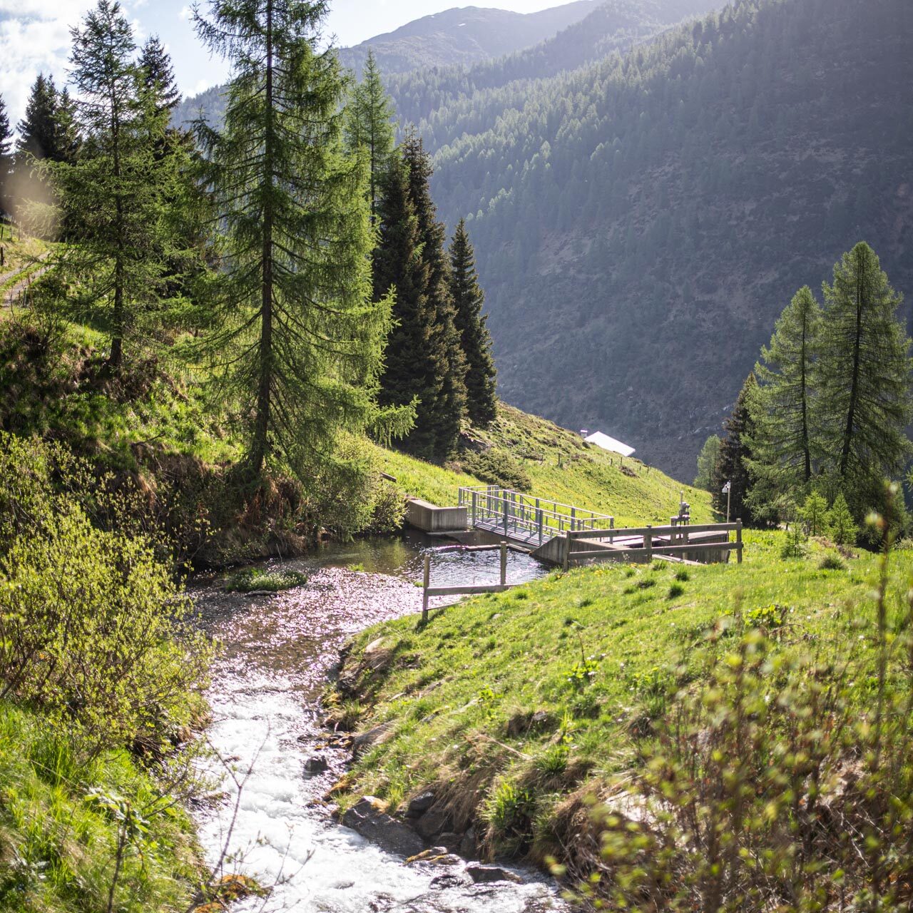 Wasserfassung für das Gagenalmkraftwerk in Hopfgarten mit Blick in das Zwenewaldtal